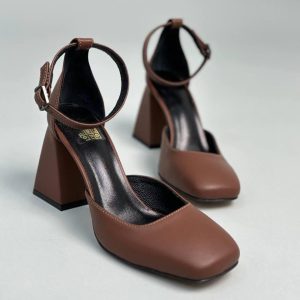 Brown Leather Square Toe Sandals With Chunky Heel